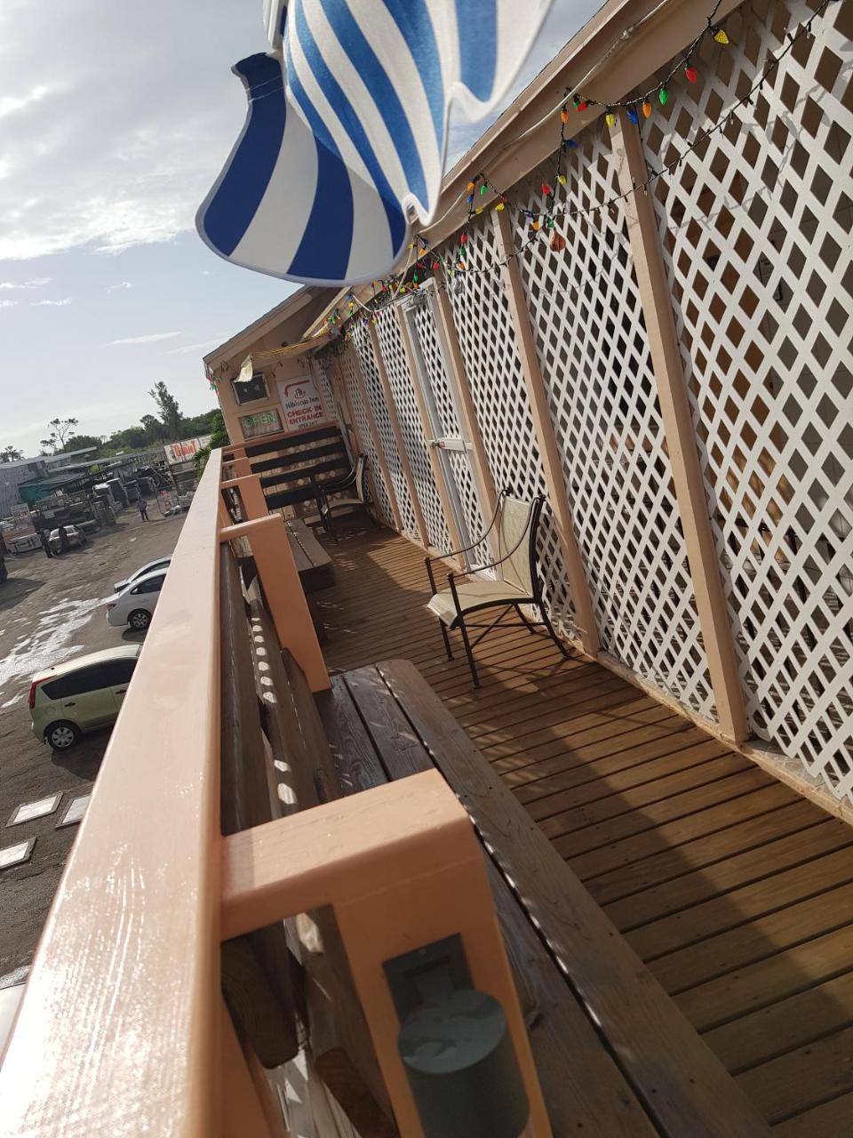 Hibiscus Inn Hotel Nassau Ngoại thất bức ảnh